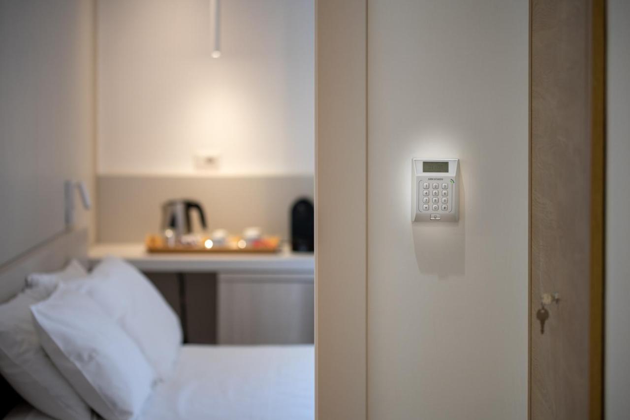 Lux Caracciolo Bed & Breakfast Napoli Dış mekan fotoğraf