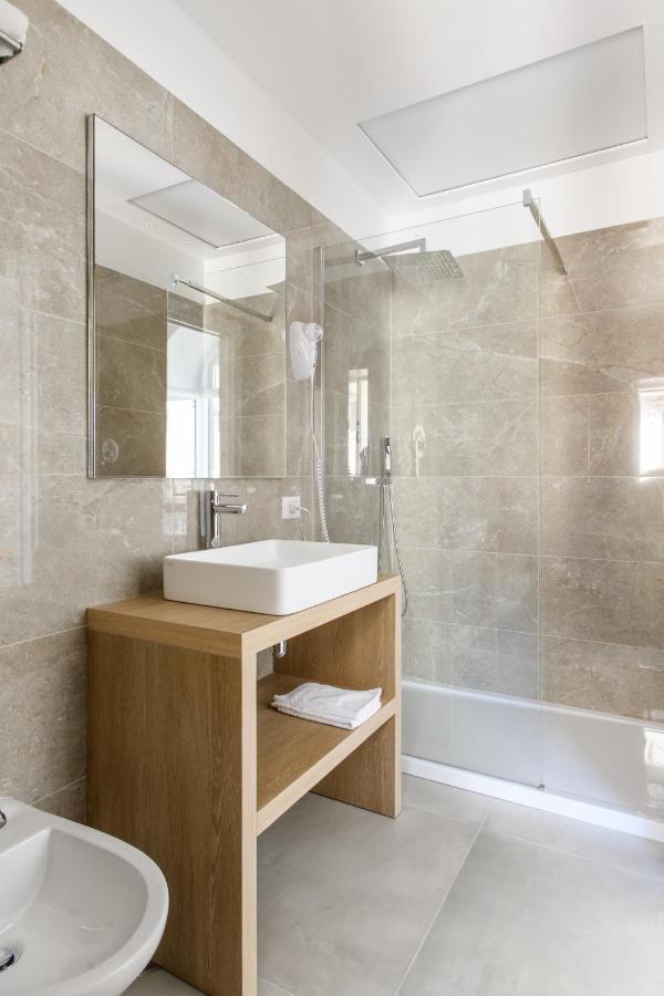 Lux Caracciolo Bed & Breakfast Napoli Dış mekan fotoğraf